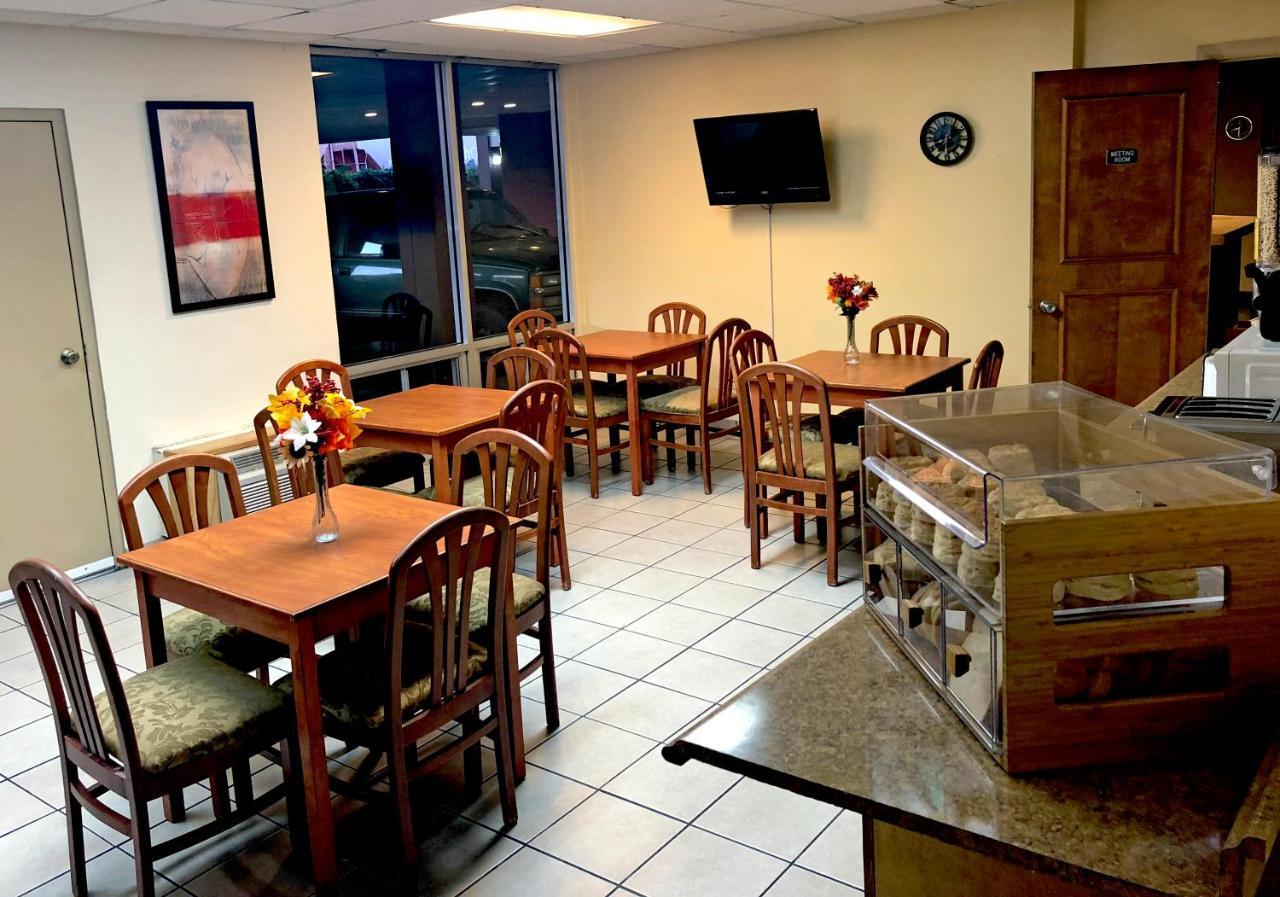Fairbridge & - Motel